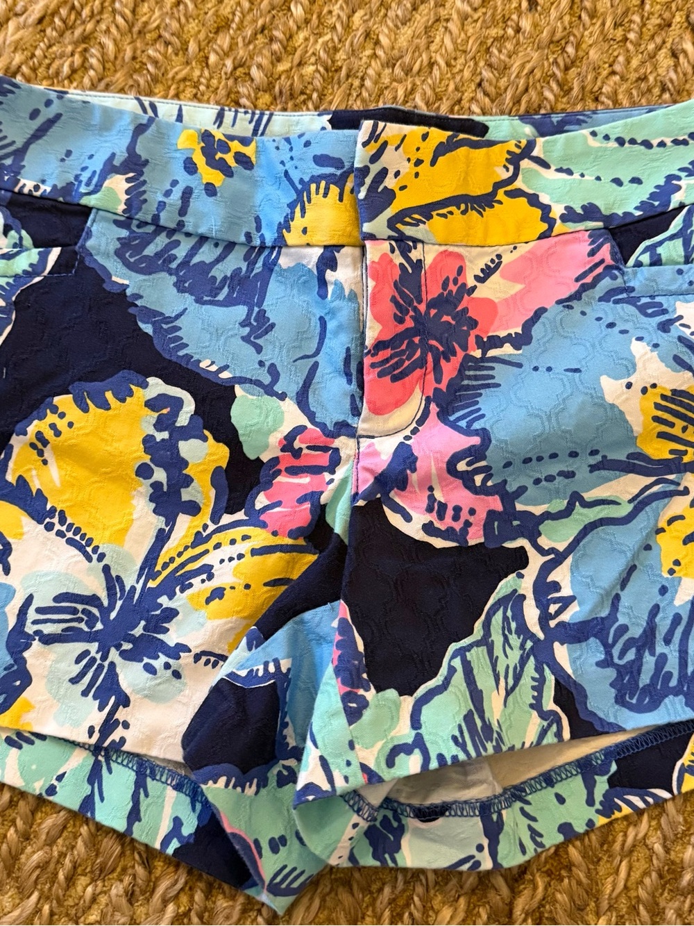 Lilly Pulitzer Women’s Tropical Floral Print Shorts Size 6